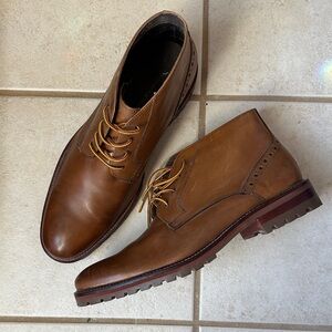 Men's Tan Leather Chukka Boots